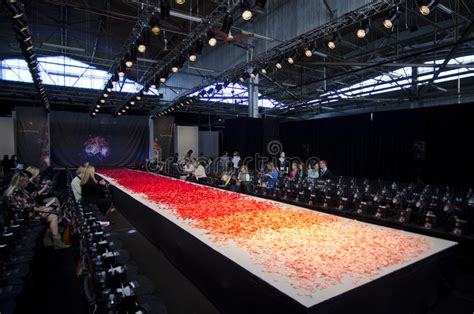 New York October 16 Empty Runway For Claire Pettibone Bridal Show For