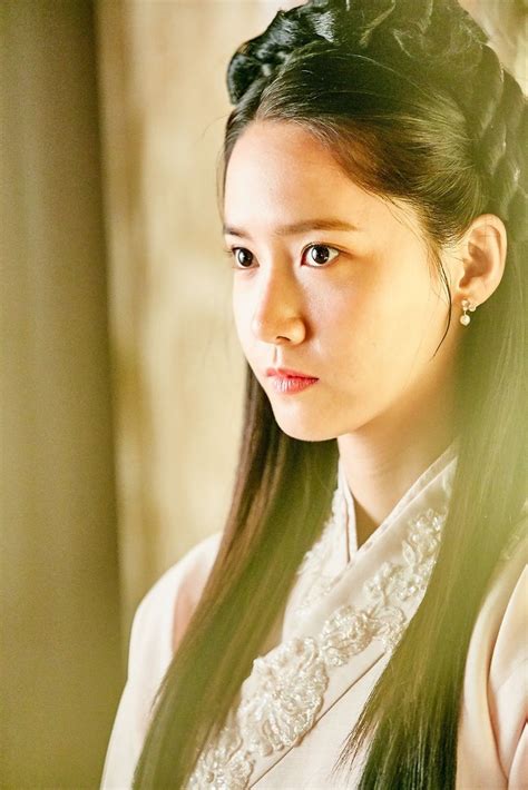 More Of Snsd Yoona S Charming Stills From The King Loves Yoona Yoona Snsd Korean Girl Band