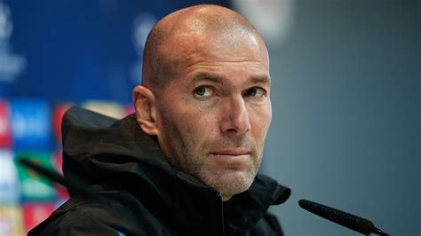 ¿zinedine zidane a la premier league el equipo que tienta al ex entrenador del real madrid eju tv