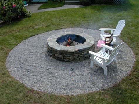 In Ground Fire Pit Design Juggles Cold Outdoor Into A Warm Space To