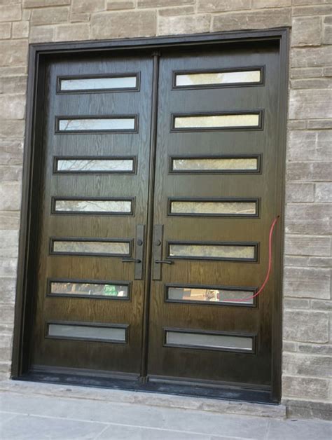 Modern Fiberglass Woodgrain Double Doors With Clear Door Lites And