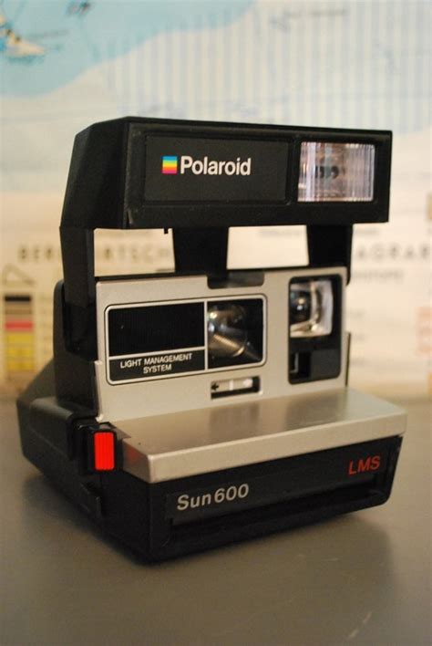 Polaroid Sun 600 Lms Land Camera