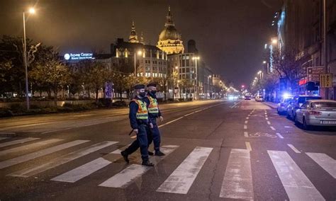 A járvány harmadik hullámának elkerülése érdekében. Népszava kijárási tilalom