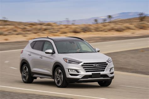 This system warns the driver of an impending collision with the vehicle immediately ahead. 2021 Hyundai Tucson Review - Your Choice Way
