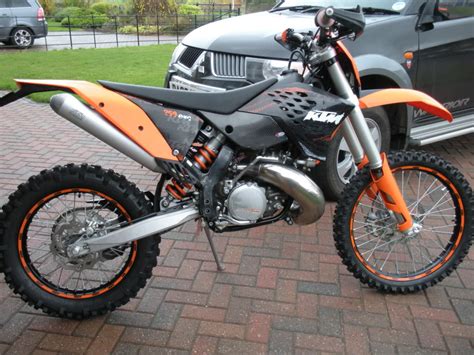 This bike belongs to the category of enduro / offroad and the first model of the ktm 250 exc generation was launched to the market in the year 2000, that's why we are talking about a a motorcycle generation that already has 21. 2009 KTM 250 EXC: pics, specs and information ...