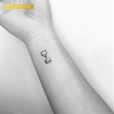 Details Small Hourglass Tattoo In Cdgdbentre