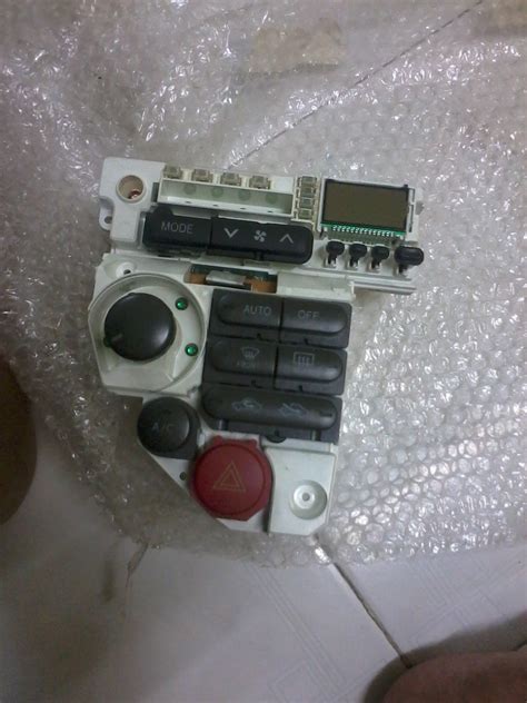 Adakah anda sekarang mahu membeli produk elektronik aircond daikin 1hp? AZMAN4282 GARAGE: AUTO PART PRODUCT