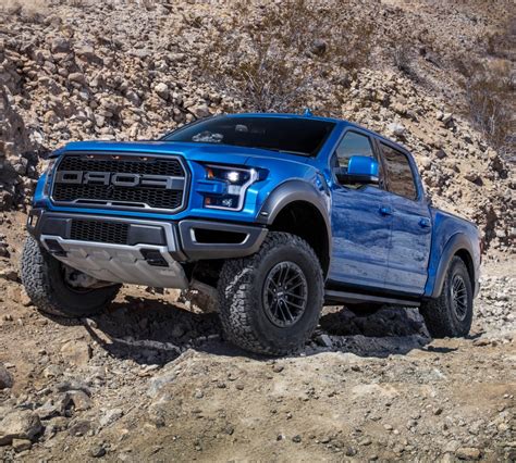 Well, the epa reckons it'll return 24 mpg in the city, 24 mpg on the highway, and—surprise—24 mpg combined. 2021 Ford F150 Raptor V8 Price | Top Newest SUV