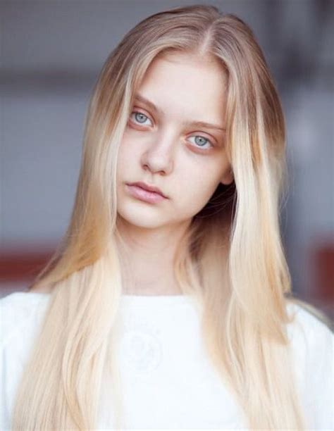 나스티아 쿠사키나 Nastya Kusakina 러시아 모델 러시아 미녀 자연스러운 네츄럴 메이크업 투톤 헤어스타일 네이버 블로그 Beauty Beautiful