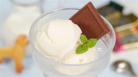 Heavy cream is a common ingredient found in dessert recipes, or is sometimes used to create creamy sauces or soups. Milk Gelato Recipe (Homemade Italian Ice Cream Using Lots ...
