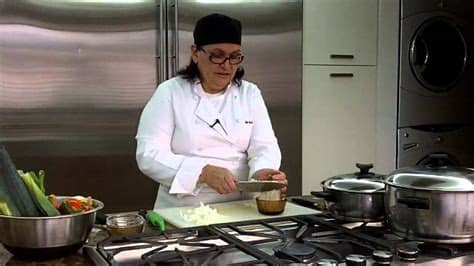 Rica en diversidad y singular geográficamente como tierra de transición entre. Curso Básico de cocina I - YouTube