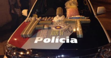 G1 Polícia Militar apreende drogas em prédio da CDHU em Lorena SP