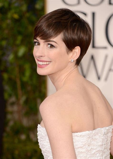 Top 5 Earrings Styles That Would Give Your Short Hair A New Meaning