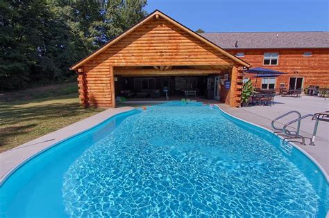 View deals for chalet with one bedroom in perugia, with wonderful mountain view, private pool, enclosed garden, including fully refundable rates with free cancellation. Angel's Envy UPDATED 2018: 8 Bedroom Cabin in New Plymouth ...