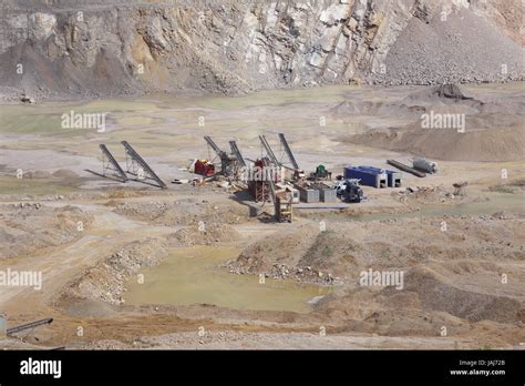 Limestone Mine Under Construction Stock Photo Alamy