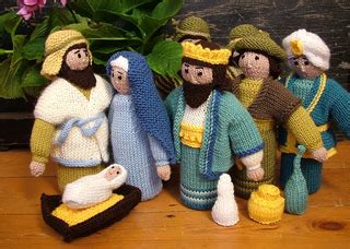 Let's face it, there's nothing more adorable than a baby in a pom pom hat, except when those pom poms are actually little animal ears! Ravelry: Nativity figures pattern by Susie Johns