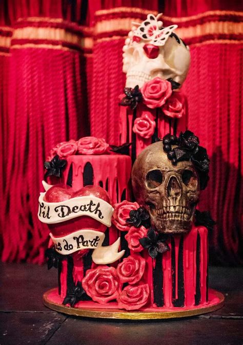 37 Wedding Cake Alternatives For Couples Who Are Over Tradition In 2023 Skull Wedding Cakes