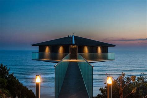 We did not find results for: A House That Looks Like It's Floating in Mid Air (14 pics ...
