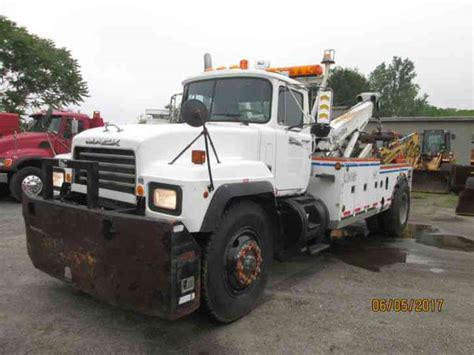 Mack Rd686 2001 Wreckers