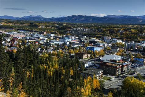 Whitehorse är Den Spektakulära Och Aktiva Huvudstaden I Yukon Kanada
