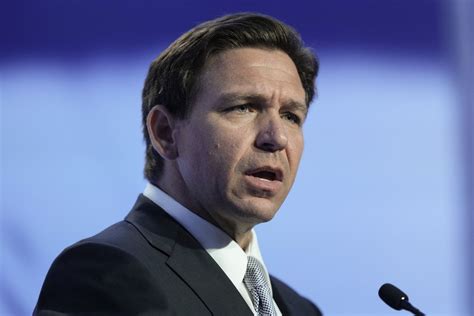 ron desantis yearbook photo does not list ‘sir mixes a lot on his ‘mount rushmore