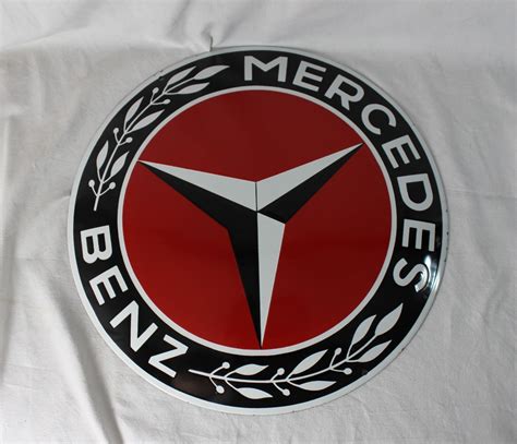 Choose from hundreds of fonts and icons. Grosses Mercedes Benz Logo rund Emailschild rot - Ø 30 cm
