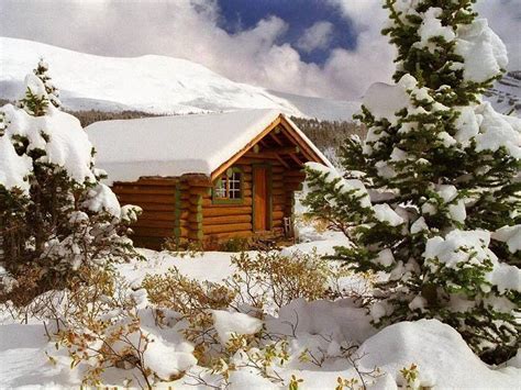 Snowy Cabin In The Mountains Log Cabin Designs Small Log Cabin