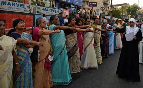 Millions Form A 300 Mile Human Chain To Protest Sexism In India The New York Times