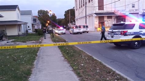 Man Killed In Shooting On Fort Waynes West Side Idd Wane 15