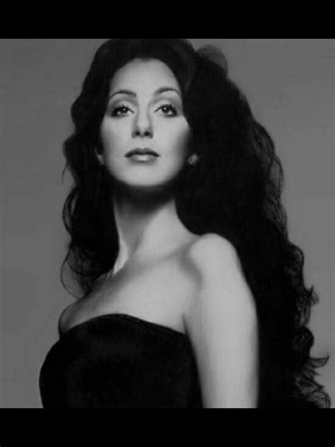 Pin By Isabel On Beautiful People Iconic Women Cher Young Beauty Icons