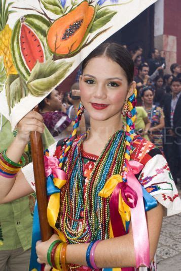 Oaxacan Girl Wearing Tradtional Wear Of The Of Tuxtepec They Dance The Flor The Pina On Our