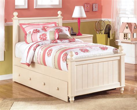 Cottage Retreat Twin Poster Bed With Twin Trundle From Ashley Coleman