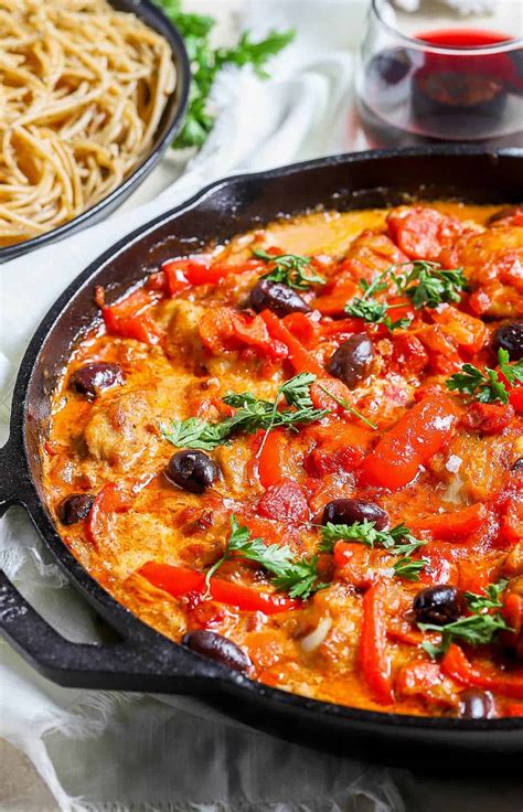 The Best Chicken Cacciatore Recipe Is Easy To Make Cafedelites Com