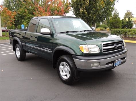 2002 toyota tundra black sr5 4x4 v8 195k miles bed damaged clean title. 2002 Toyota Tundra SR5 V8 Trd OFF PKG Crew Cab Leather 4.7L