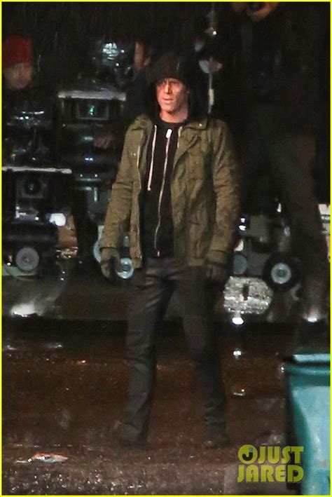 Leaked First Image Of Ryan Reynolds As Wade Wilson On Deadpool Set Ybmw