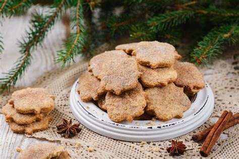 The snowball/mexican wedding cookie recipe my grandma always made for christmas. Mexican Christmas Cookies With Anise - Bizcochito Cookies ...