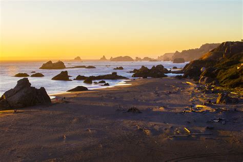 Brookings Oregon | Travel photography, Beach trip, Beach