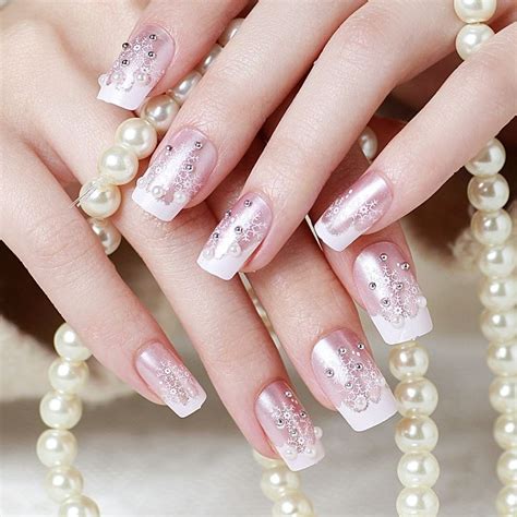 24 Pcs Senior Bride Wedding Fake Nails Normal Length French Manicure