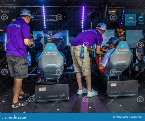 Gamers Enjoy Playseat Formula E New Racing Simulator Inside the Gaming