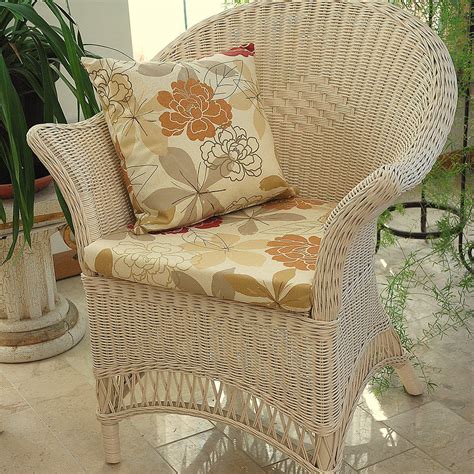 Believe it or not but there are some chairs that are more relaxing than any sofa and this particular chair is one of them. Wicker Chairs|Small Conservatory Chair|Bedroom Chair ...