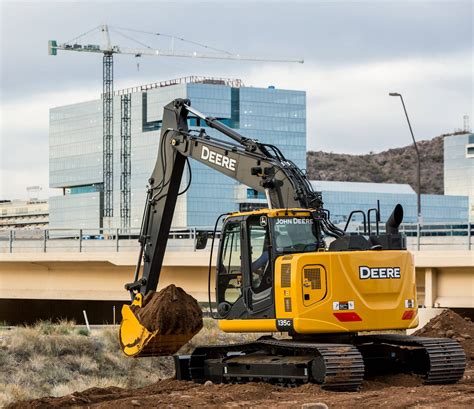John Deere Updates Excavator Lineup With 135g 245g Lc Cranemarket Blog