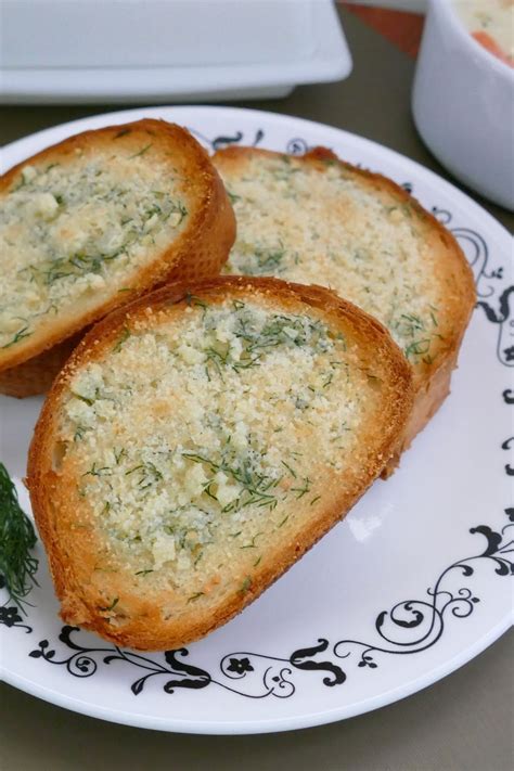 Parmesan Dill Garlic Bread Recipe