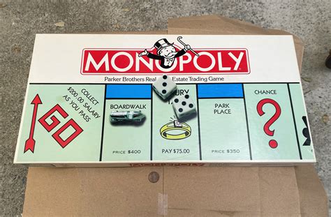 Monopoly Vintage 1985 Board Game In Original Box Etsy