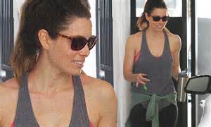 Jessica Biel Shows Off Toned Figure As Its Announced She Will Guest Star On New Girl Daily