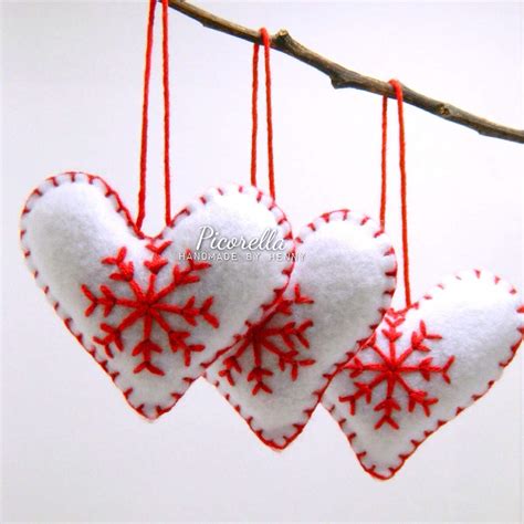 Handmade Felt Heart Christmas Ornaments Set Of 3 Amazon Co Uk
