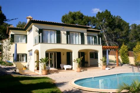 Wohnung im erste stock im. Über 150 Langzeit-Mietobjekte auf Mallorca · Chalets ...