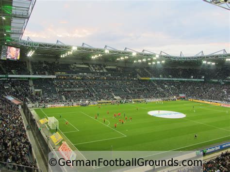 Der verein mit den klubfarben schwarz, weiß und grün hat über 93.000 mitglieder (stand: Stadion im Borussia-Park, Borussia Mönchengladbach - German Football Grounds