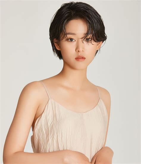 Lee Yeon 1995 AsianWiki