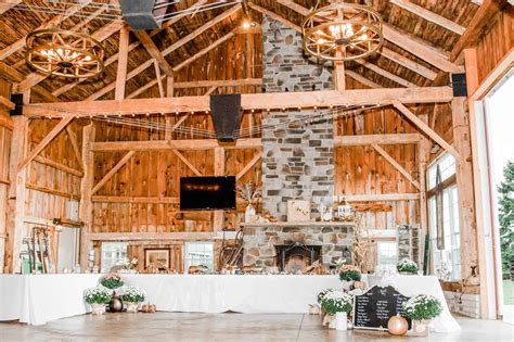 8 Gorgeous Rustic Wedding Venues in North Central Ohio - Tiffany Murray