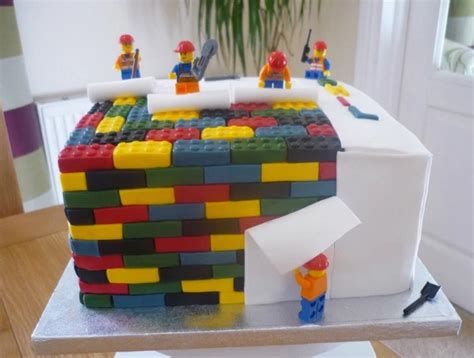 Bukan hanya soal rasa kue yang enak, namun desain kue unik pun diciptakan. Toko Kue Online Karawang: 10 Gambar Kue Ulang Tahun Yang ...